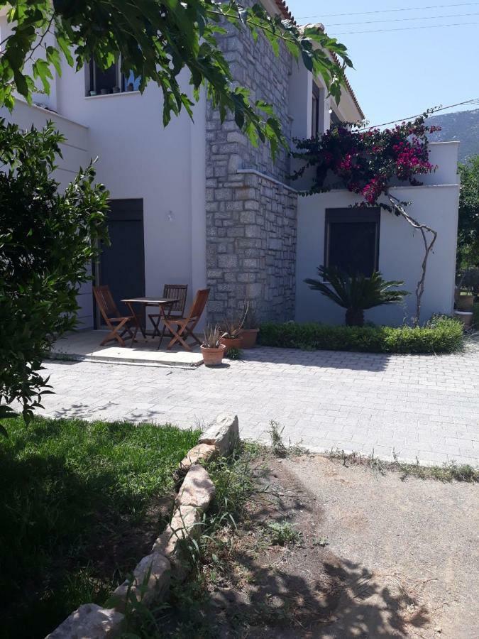 Aloe Apartment In Epidaurus Exterior photo